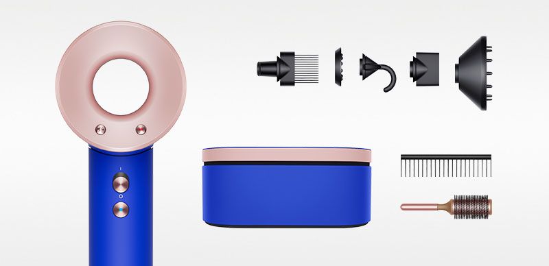 sèche cheveux dyson supersonic en bleu rose poudré avec les accessoires